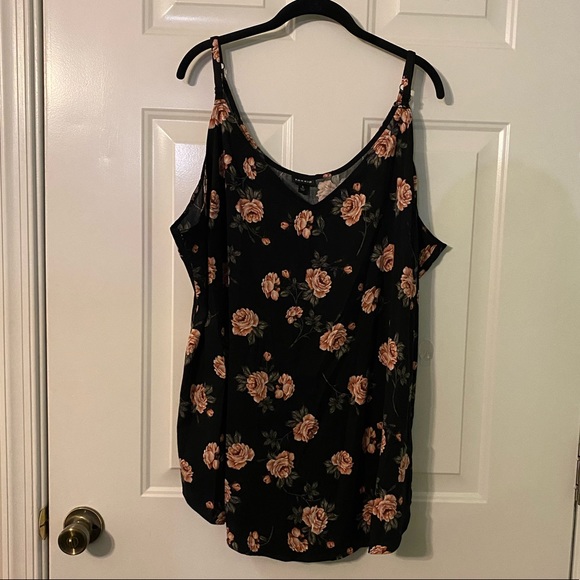 Torrid Floral Strappy Blouse - Picture 1 of 3